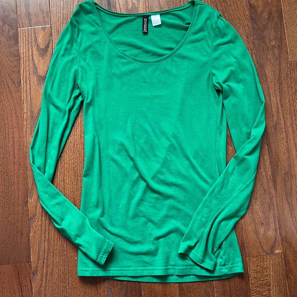 H&M SCOOP TEE
